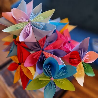 Modulinis origamis - gėlė mamai